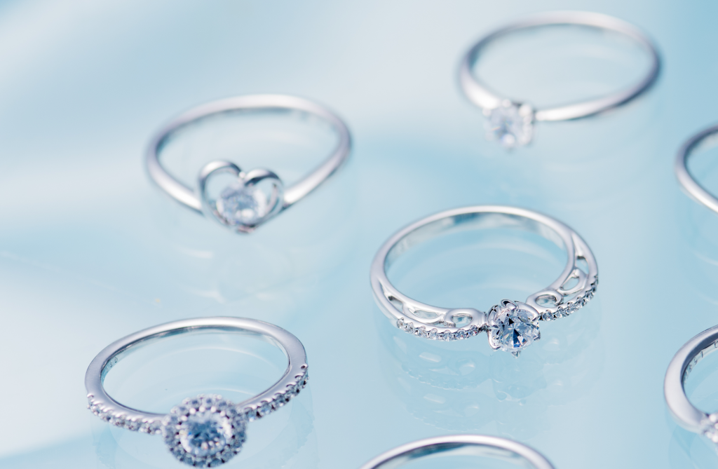 婚約指輪